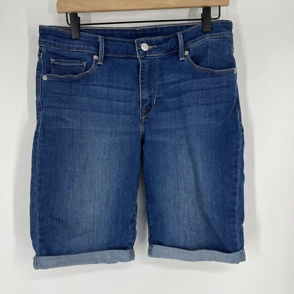 Levis Jean Shorts Size 30 Womens Blue Denim Bermuda Cuffed Stretch Mid Rise - Picture 1 of 6